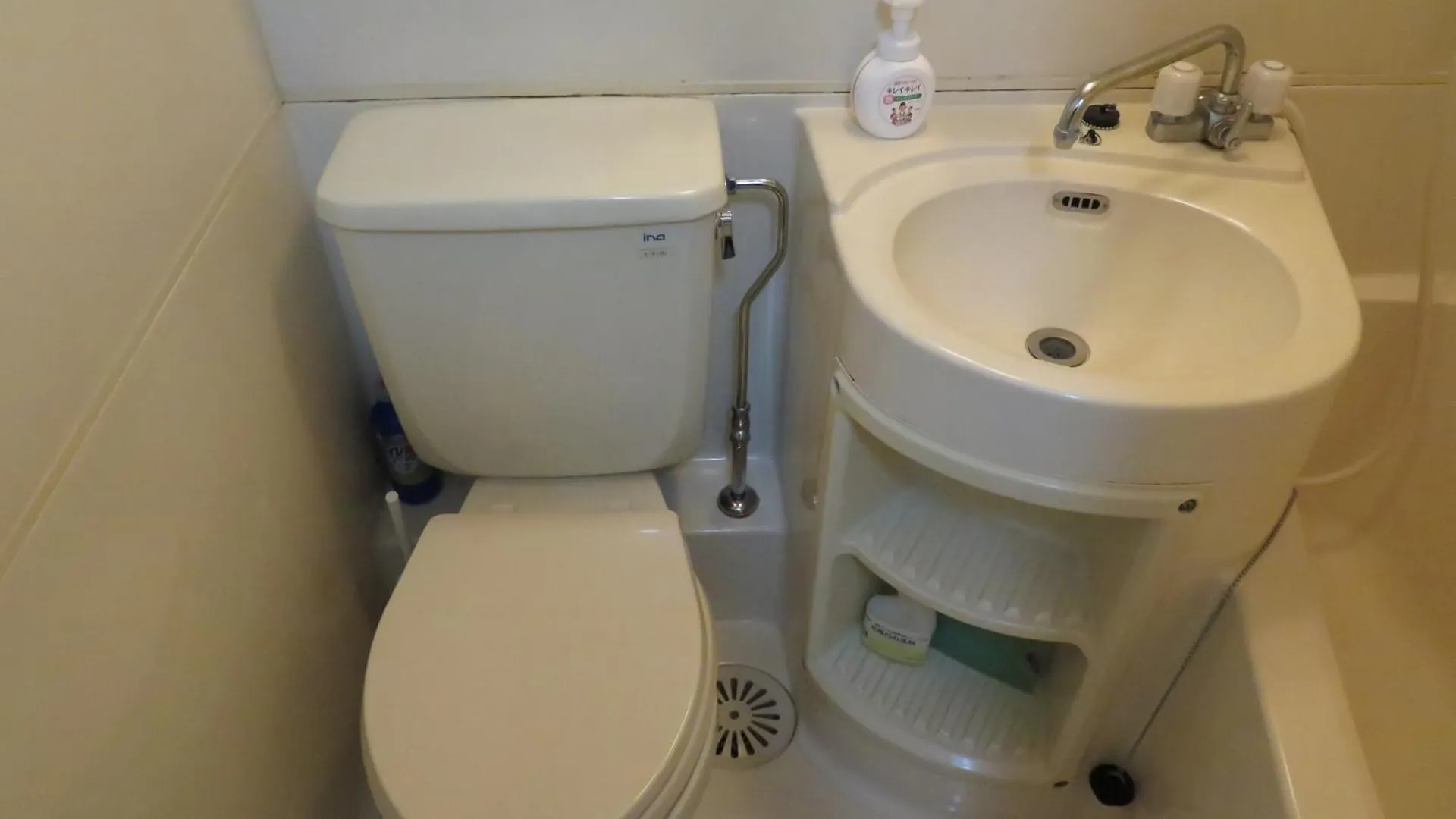 直前半額プライベート個室トイレバスタブ付民泊札幌市中心部でシンプルな滞在h208#16 0*, Sapporo Japan